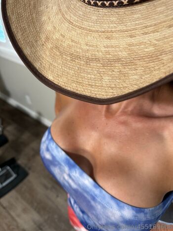 Full leaked U private onlyfans photo