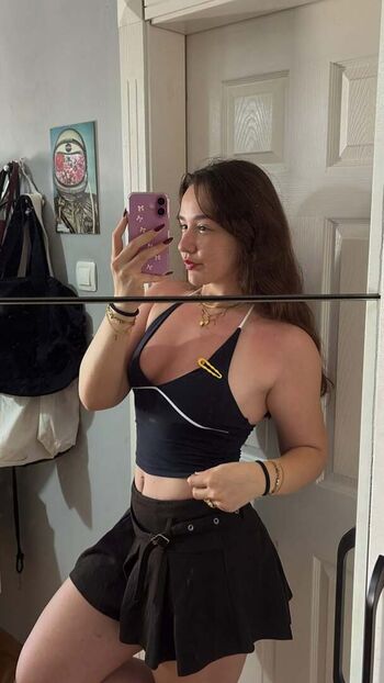 Full leaked Yagmur simsek private onlyfans photo