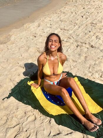 Full leaked Yone fernanda private onlyfans photo